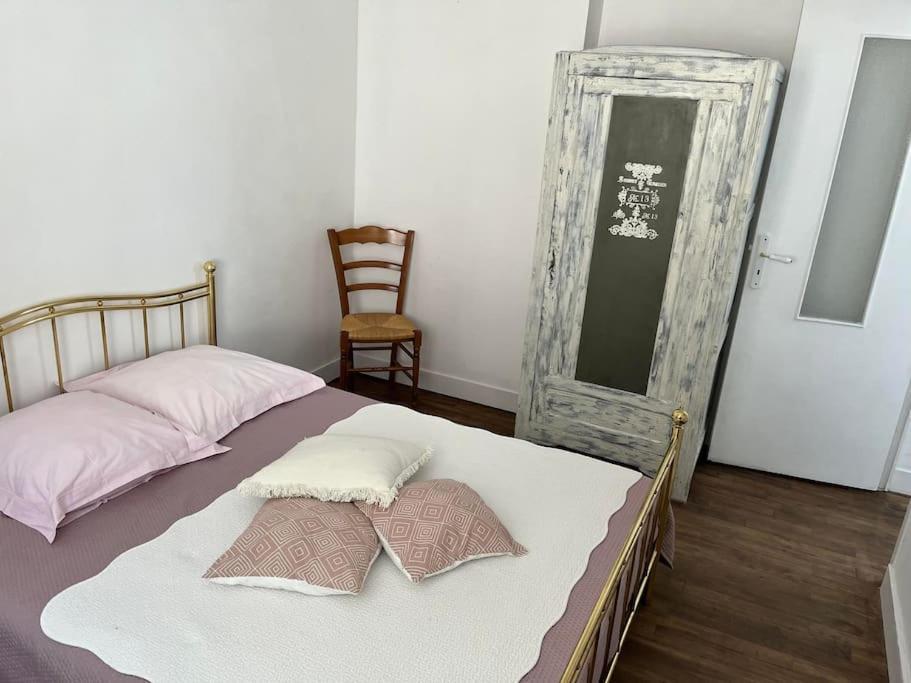 Appartement Chaleureux Avec Parking Gratuit Sarlat Extérieur photo